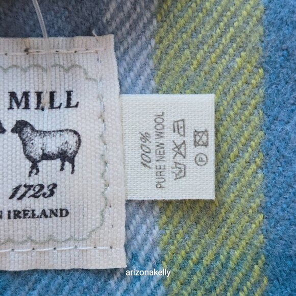 NWT Merino Wool Plaid Scarf AVOCA Ireland Blue & Purple Plaid - Picture 6 of 10